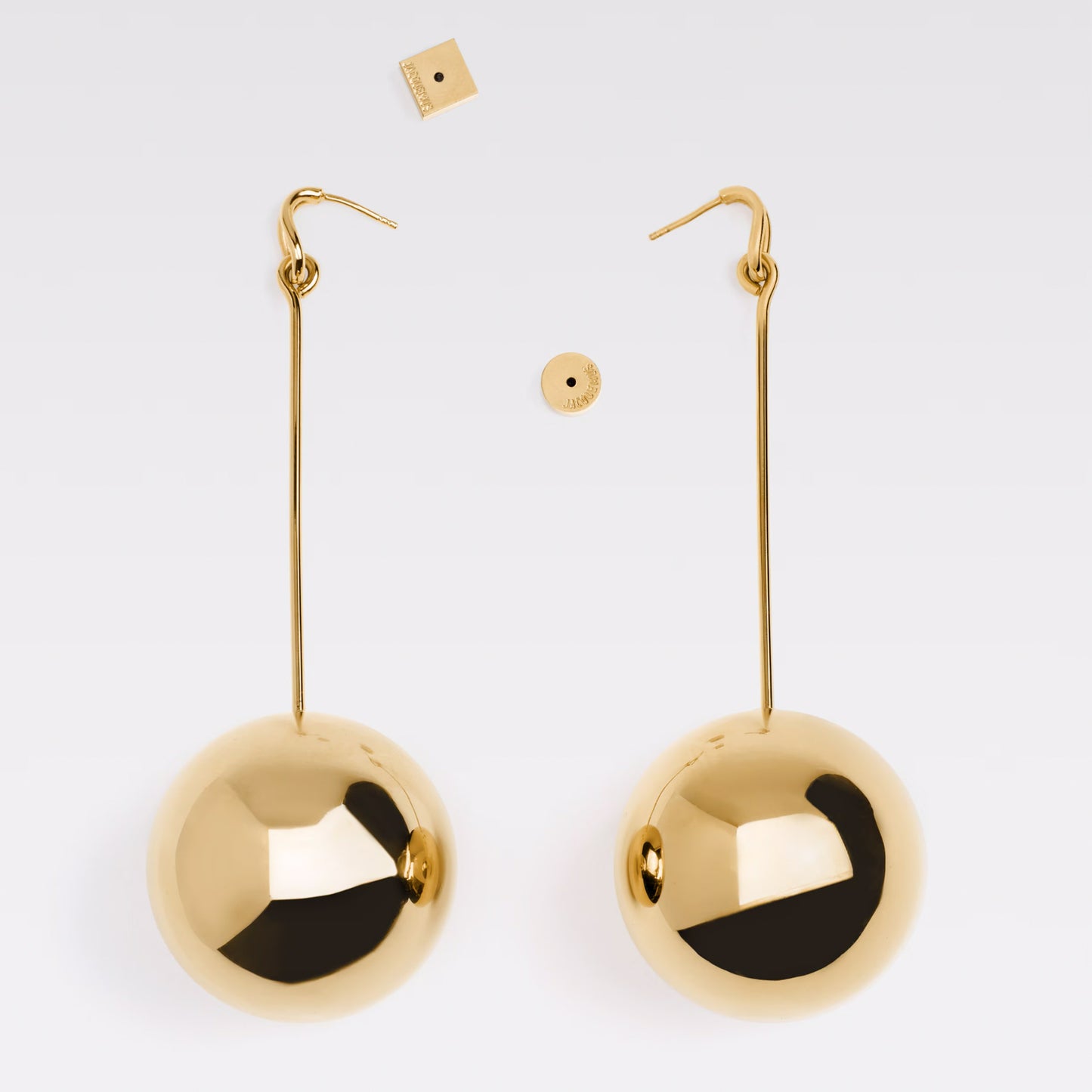 Orecchini Les Grandes Boucles Nodo Jacquemus
