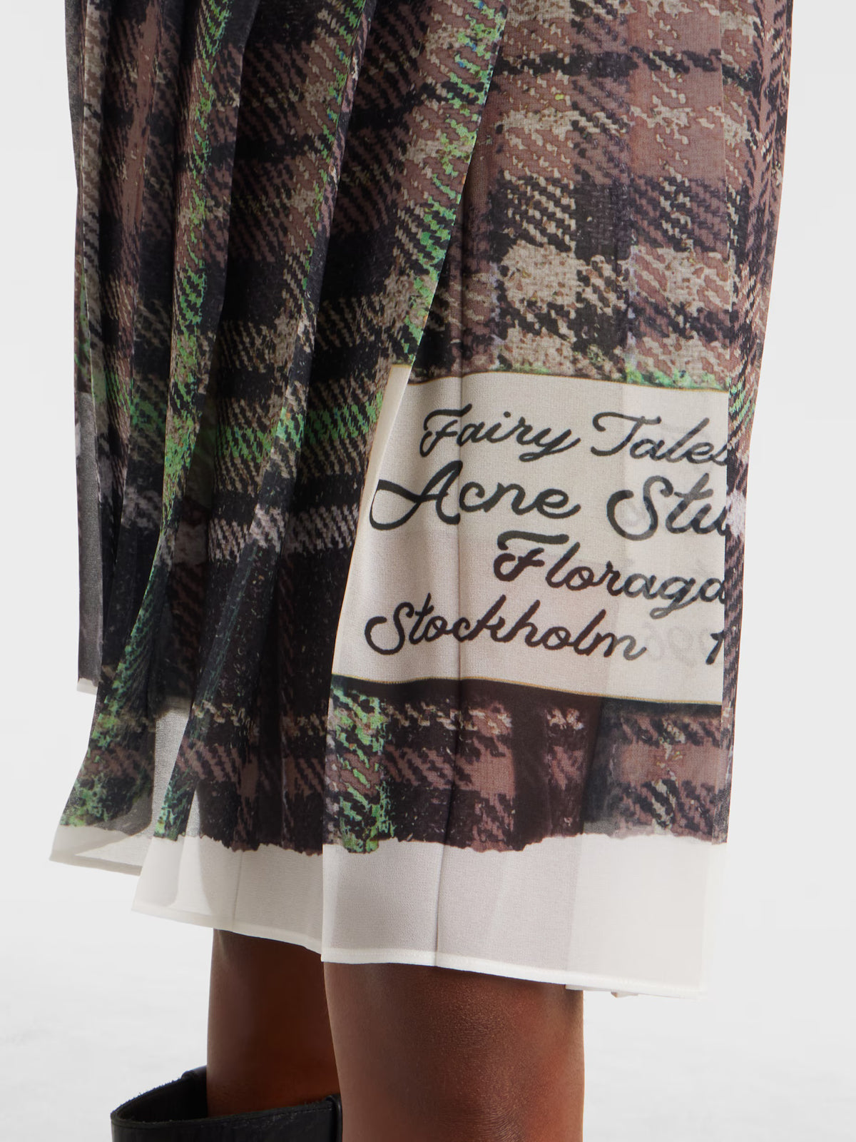 Gonna Acne Studios