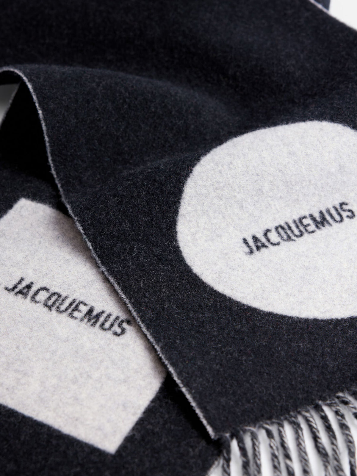 Sciarpa L'Echarpe Rond Carre Jacquemus