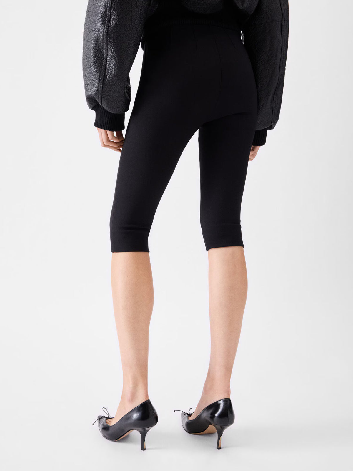 Pantaloni Le Pantalon Capri Jacquemus