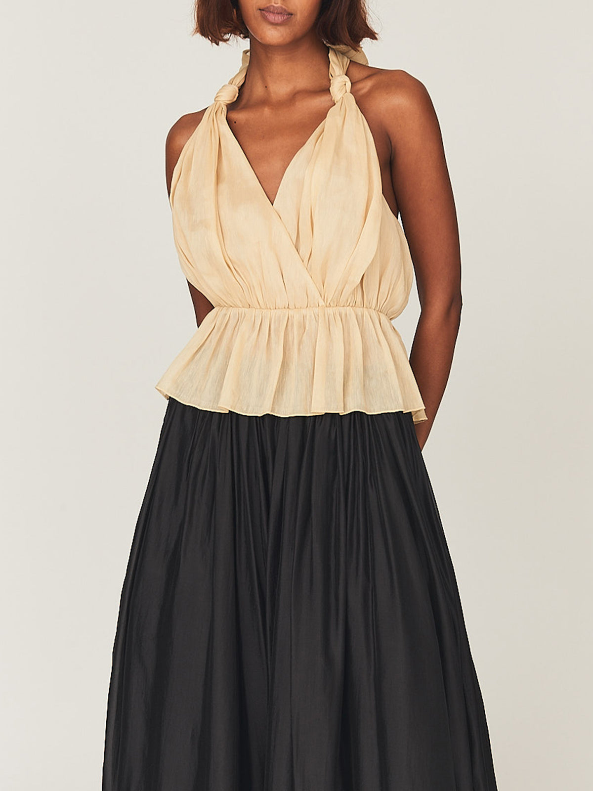 Top The Garment